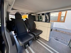 Kosi Busse Ostbayerns größter VW Bus und VW Bus Camping Experte. Ihr VW Bus Händler, VW Bus Camper Ausbau / Umbau und Fahrzeugservice in unserer Bulli Werkstatt Fahrzeugabbildung Westfalia CLUB JOKER URBAN PREMIUM - ALL TERRAIN EDITION