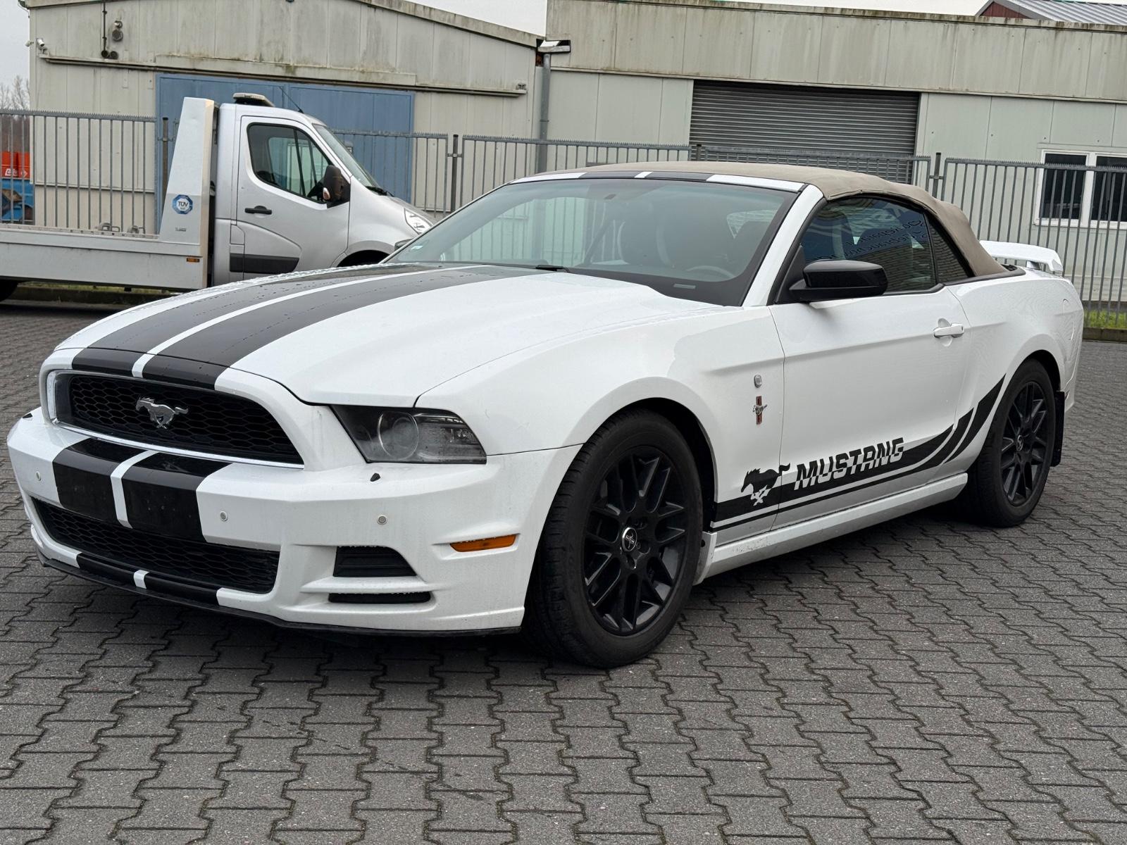Ford Mustang Cabrio 3.7 V6 *Leder*Xenon*DAB+