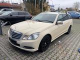 Mercedes-Benz E 200 CDI Taxi Neuer Motor sehr gepflegt AMG - Mercedes-Benz E 200 mit Diesel-Antrieb: Taxi