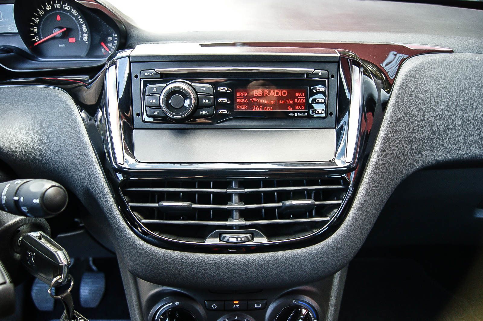 Fahrzeugabbildung Peugeot 208 1.0 VTi Active KLIMA TEMPOMAT SERVICE NEU