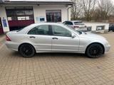 Mercedes-Benz C 180 C Lim. Kompressor AT*KLIMAAT*TMPOM*KAMERA* - Mercedes-Benz C 180 aus 2005: Kompressor