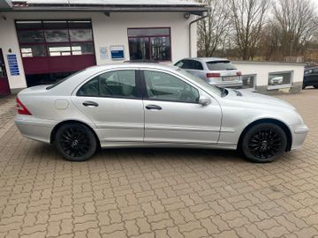 Bild 4 Mercedes-Benz C 180 C Lim. Kompressor AT*KLIMAAT*TMPOM*KAMERA*