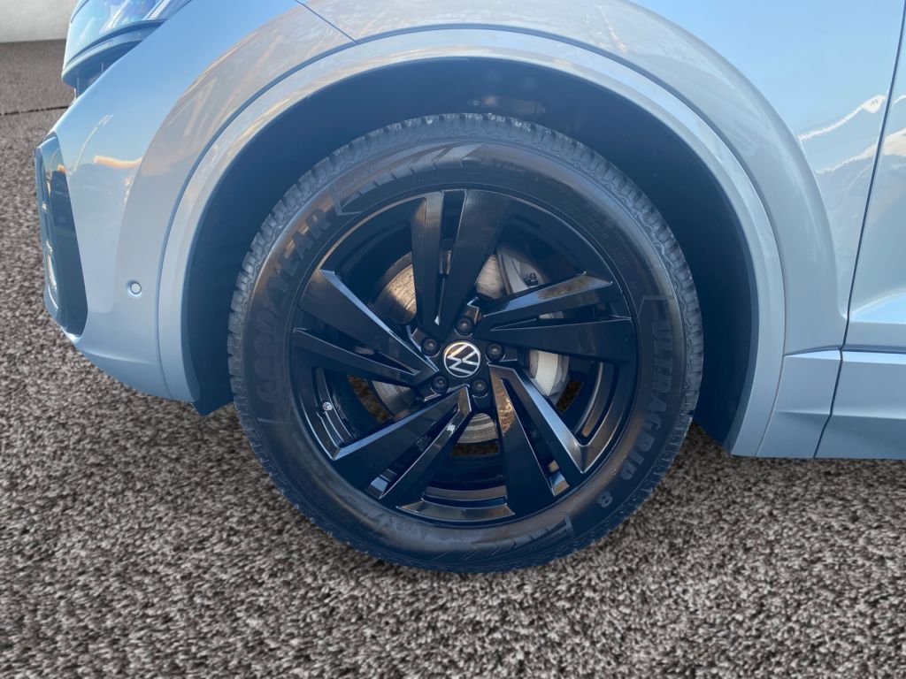 Fahrzeugabbildung Volkswagen Touareg 3.0 V6 TDI SCR 4Motion Aut. R-Line