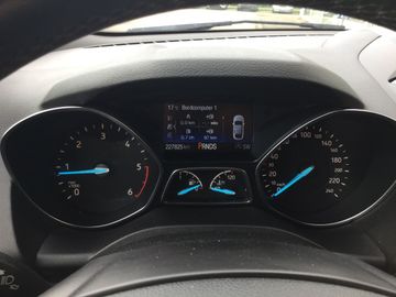 Ford Kuga - 2