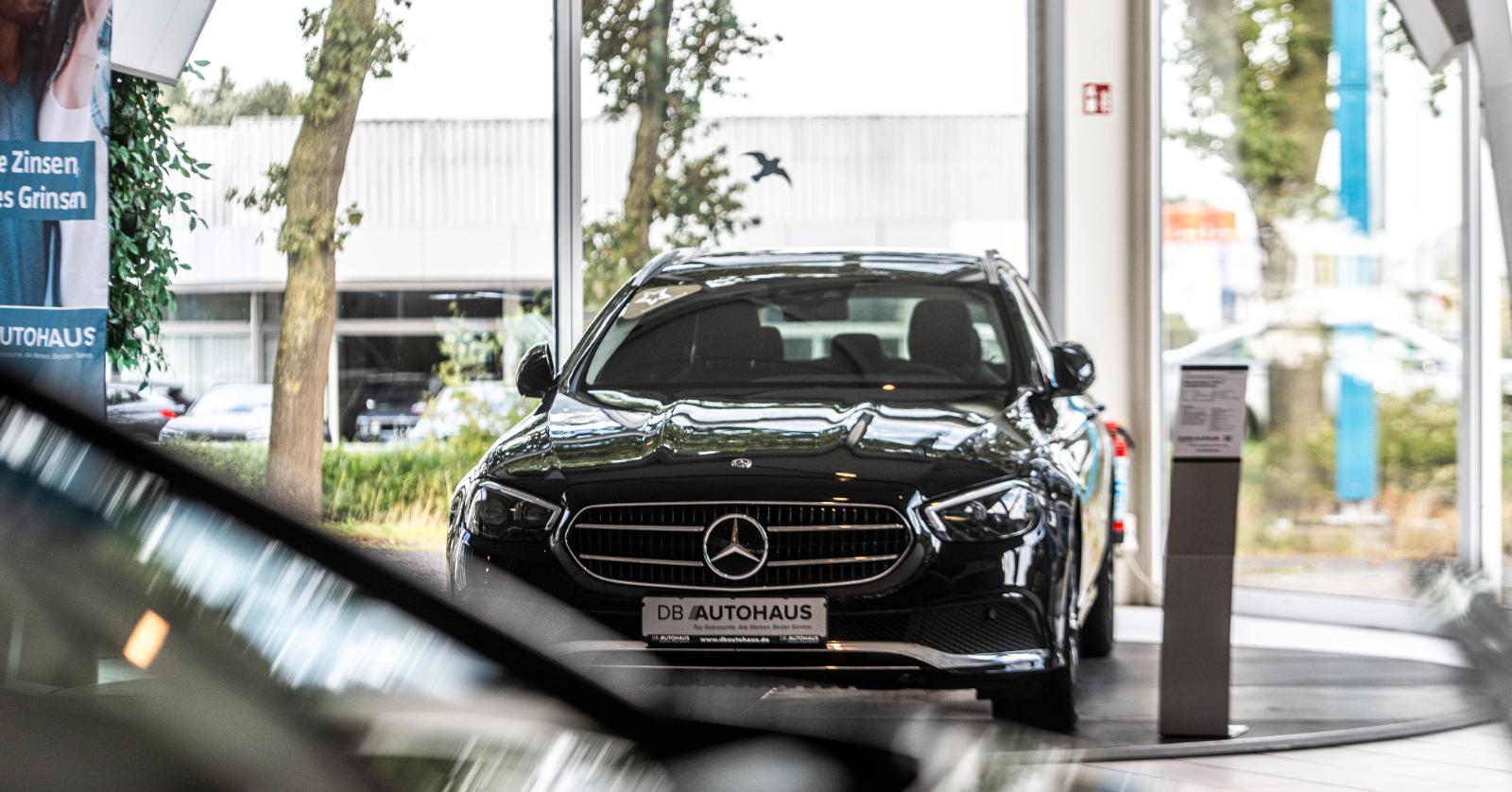 showroom-image-main