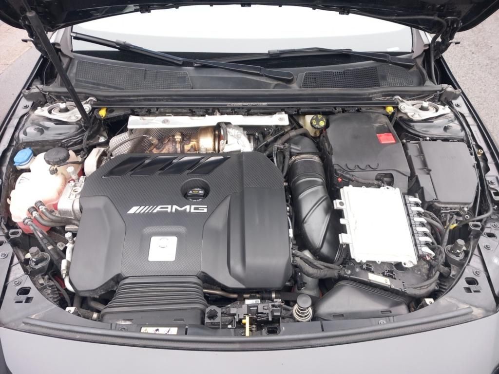 Fahrzeugabbildung Mercedes-Benz AMG CLA 45 4MATIC+ Shooting Brake Navi*Pano*SD