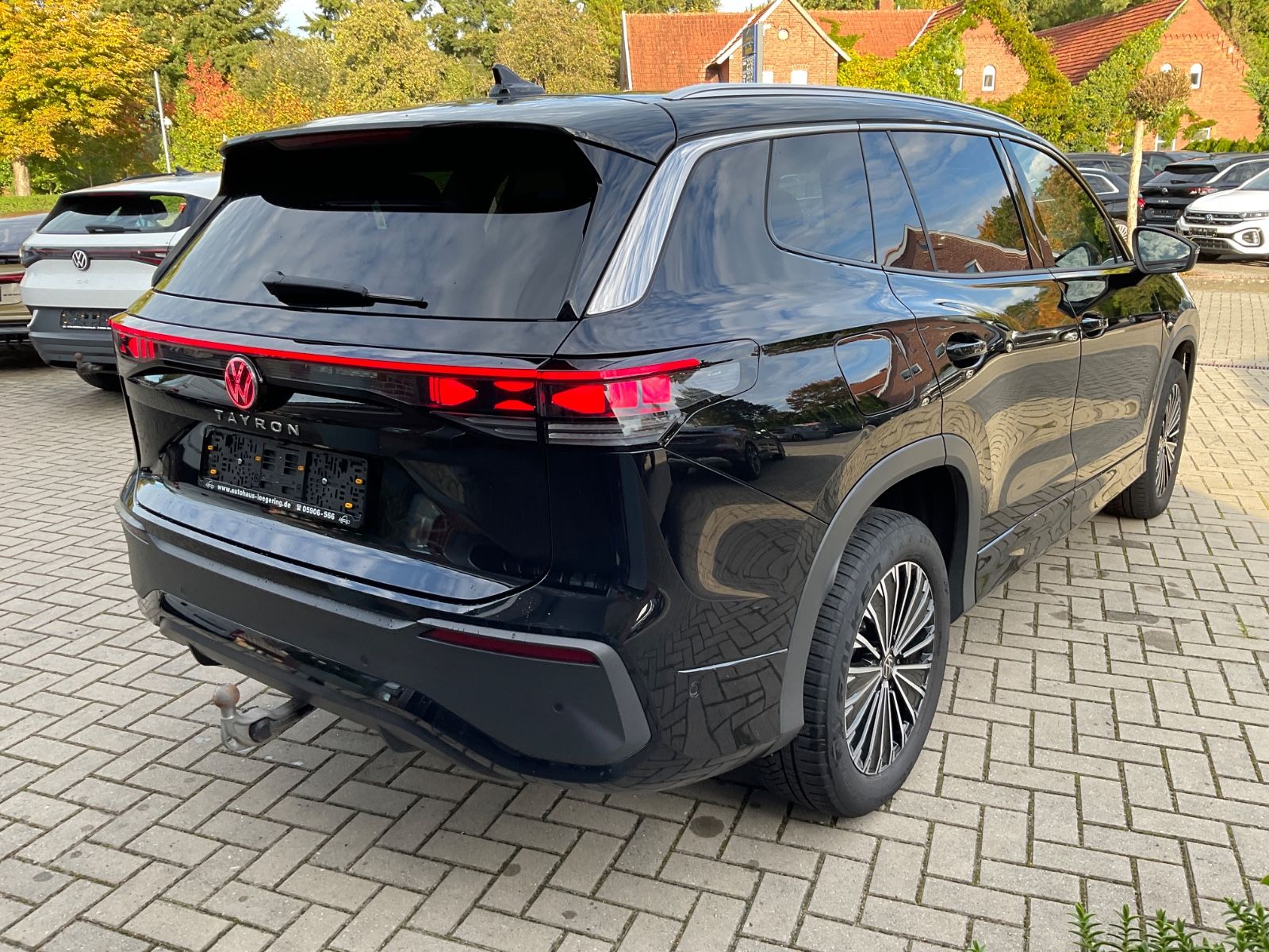 Fahrzeugabbildung Volkswagen Tayron 2.0 TDI 4M,AHK,Navi,Kamera,7-Sitzer,IQ