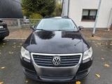 Volkswagen VW Passat Kombi 1.6 FSI - Volkswagen Passat aus 2007: Kombi