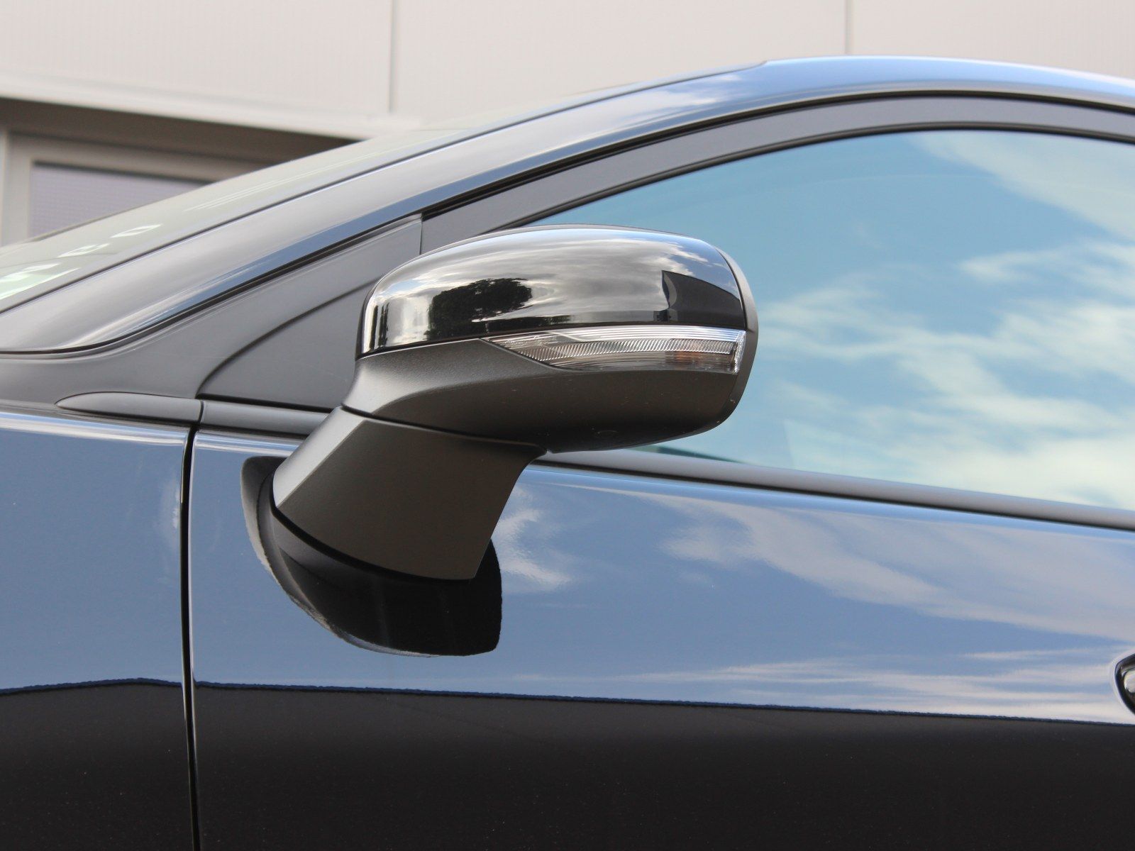 Fahrzeugabbildung Ford Puma Titanium X 1,0 EcoBoost Mild Hybrid