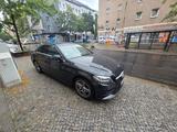 Mercedes-Benz C 200 4MATIC Autom. - - Mercedes-Benz C 200 mit Benzin-Antrieb: Panorama-Dach, Limousine