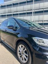 Volkswagen Touran 1.5 TSI Highline BMT R-Line, 7-Sitz, Pano - VW Touran von privat