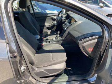 Ford Focus - 9