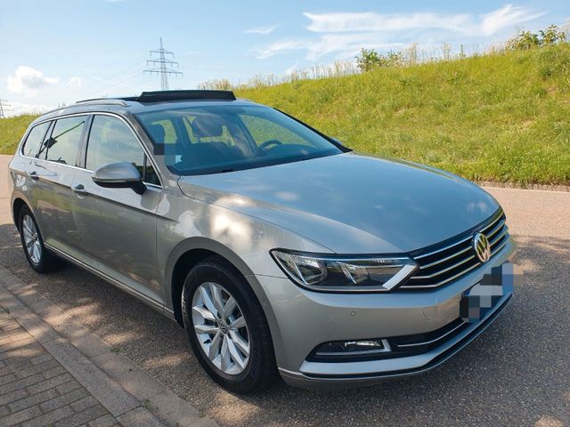 Volkswagen Passat Variant Comfortline Panoramadach Kamera