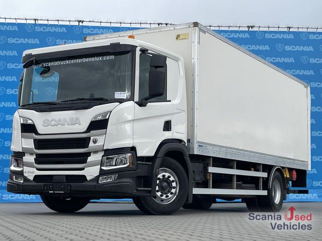 Scania P 250 B4x2NA RETARDER TAIL LIFT 2T 707X249X225