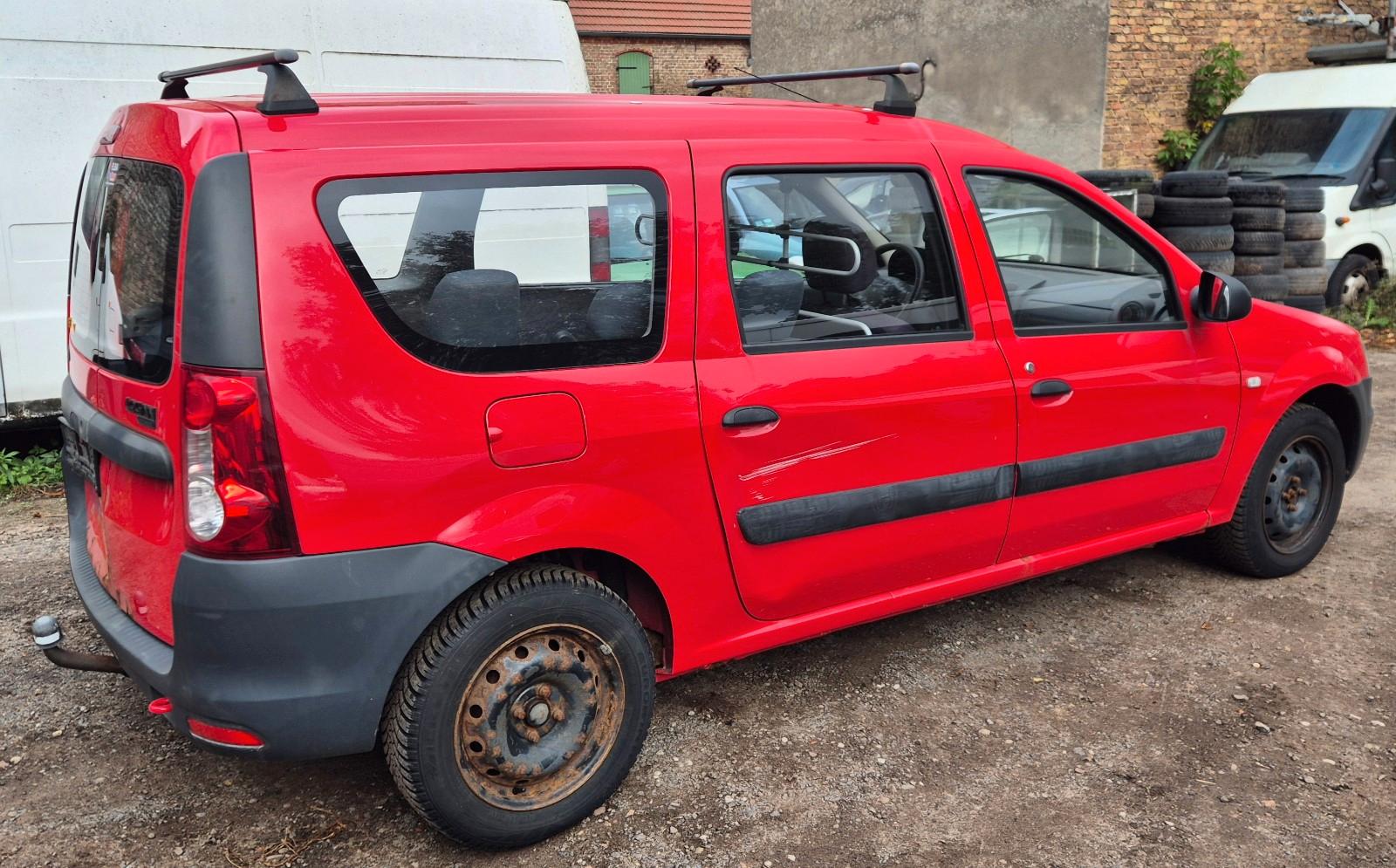 Dacia Logan 2010 — photo 8