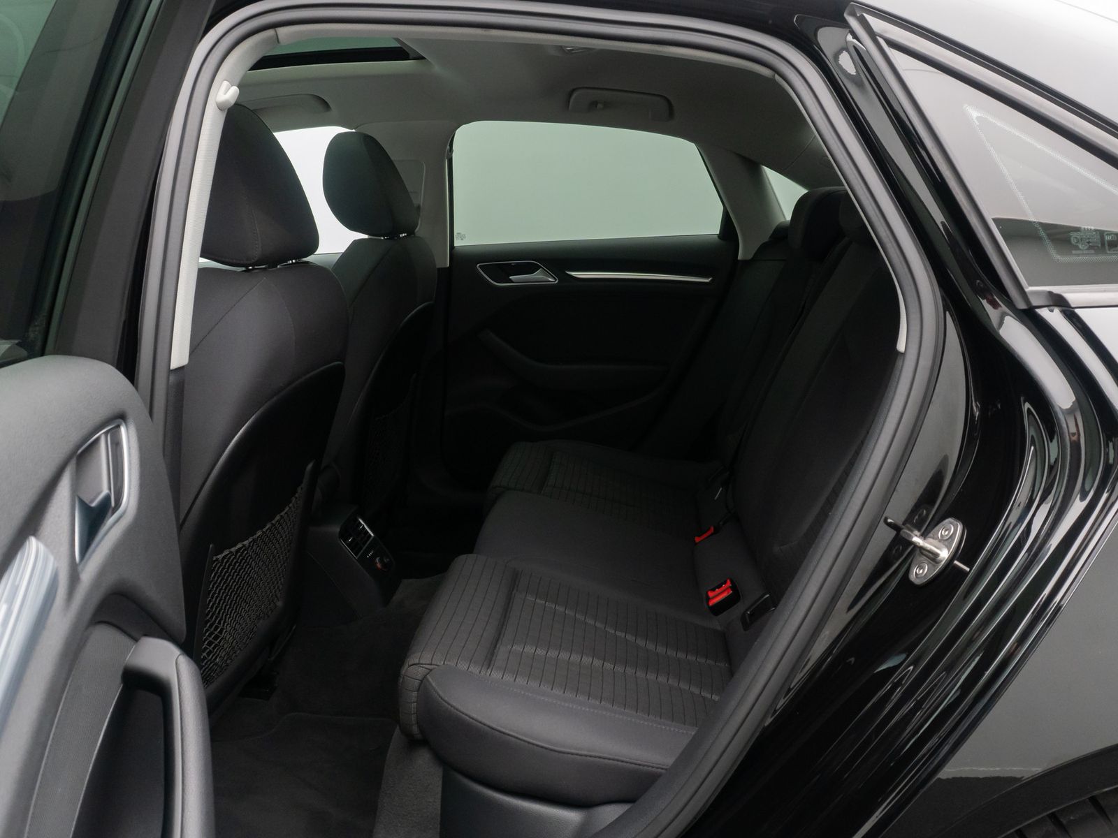 Fahrzeugabbildung Audi A3 Ambition Xenon DAB Navi Panorama Lordos Sound