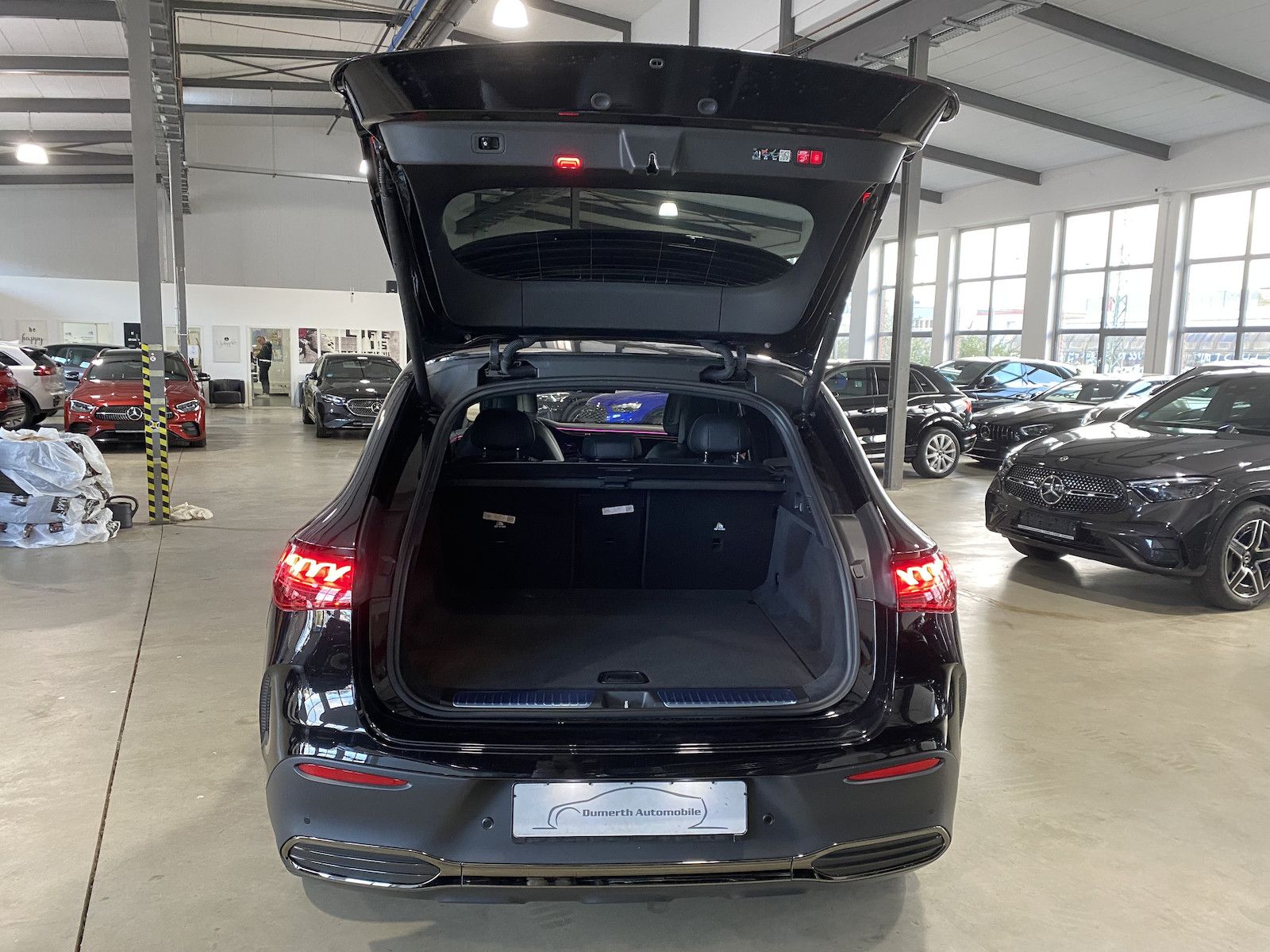 Fahrzeugabbildung Mercedes-Benz EQE SUV 500 4M AMG/HYPER/PANO/´21/BUR/360/AHK/