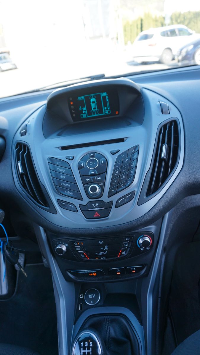 Fahrzeugabbildung Ford B-Max SYNC Edition