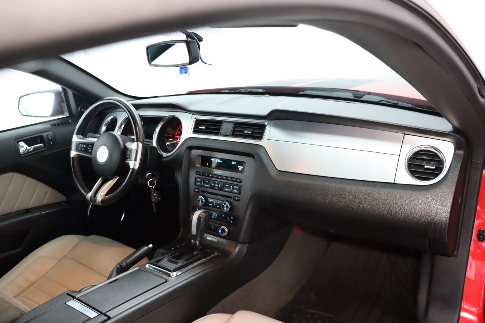 Fahrzeugabbildung Ford Mustang 3.7 V6 * HU/AU 10.27 * Top-Zustand