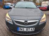 Opel Astra J Sports Tourer Design Edition*EXPORT* - Opel Astra aus 2011: Kombi