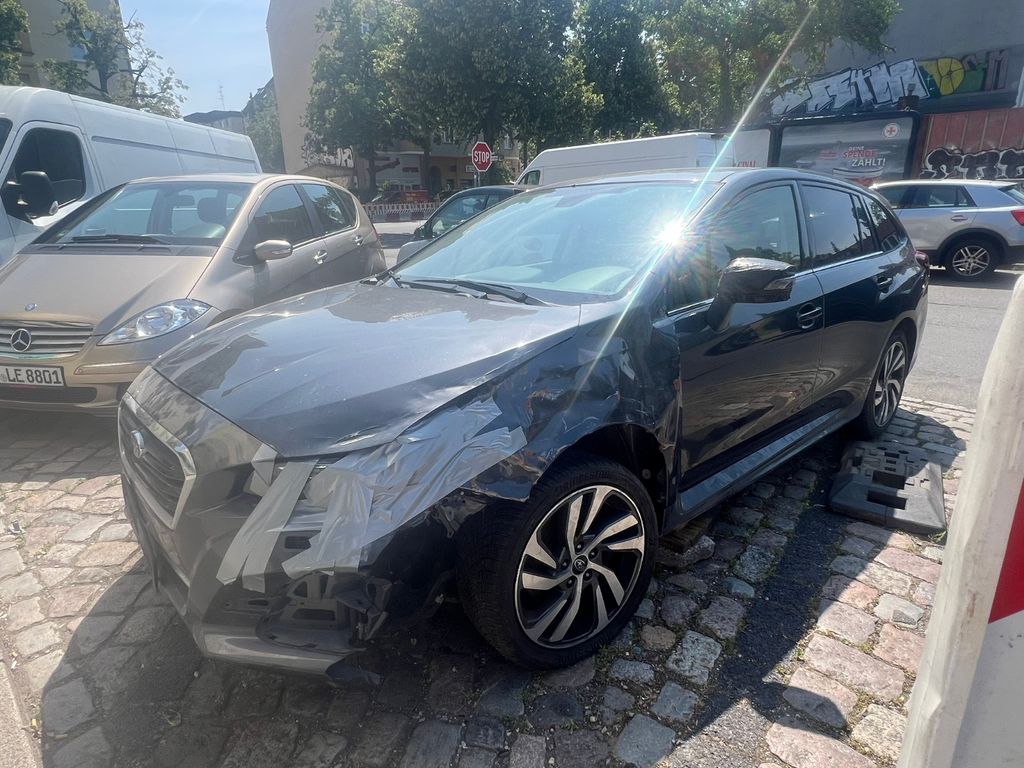 Subaru Levorg 2.0i *Automatik*Unfallschaden - 2020