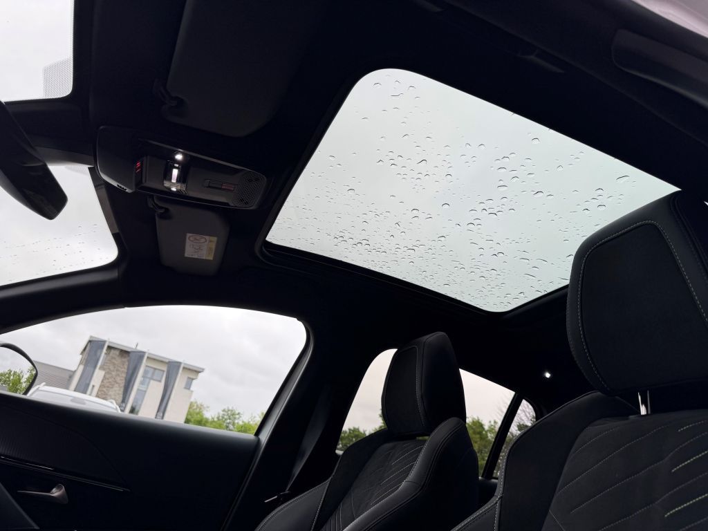 Peugeot 208 - Bild 9