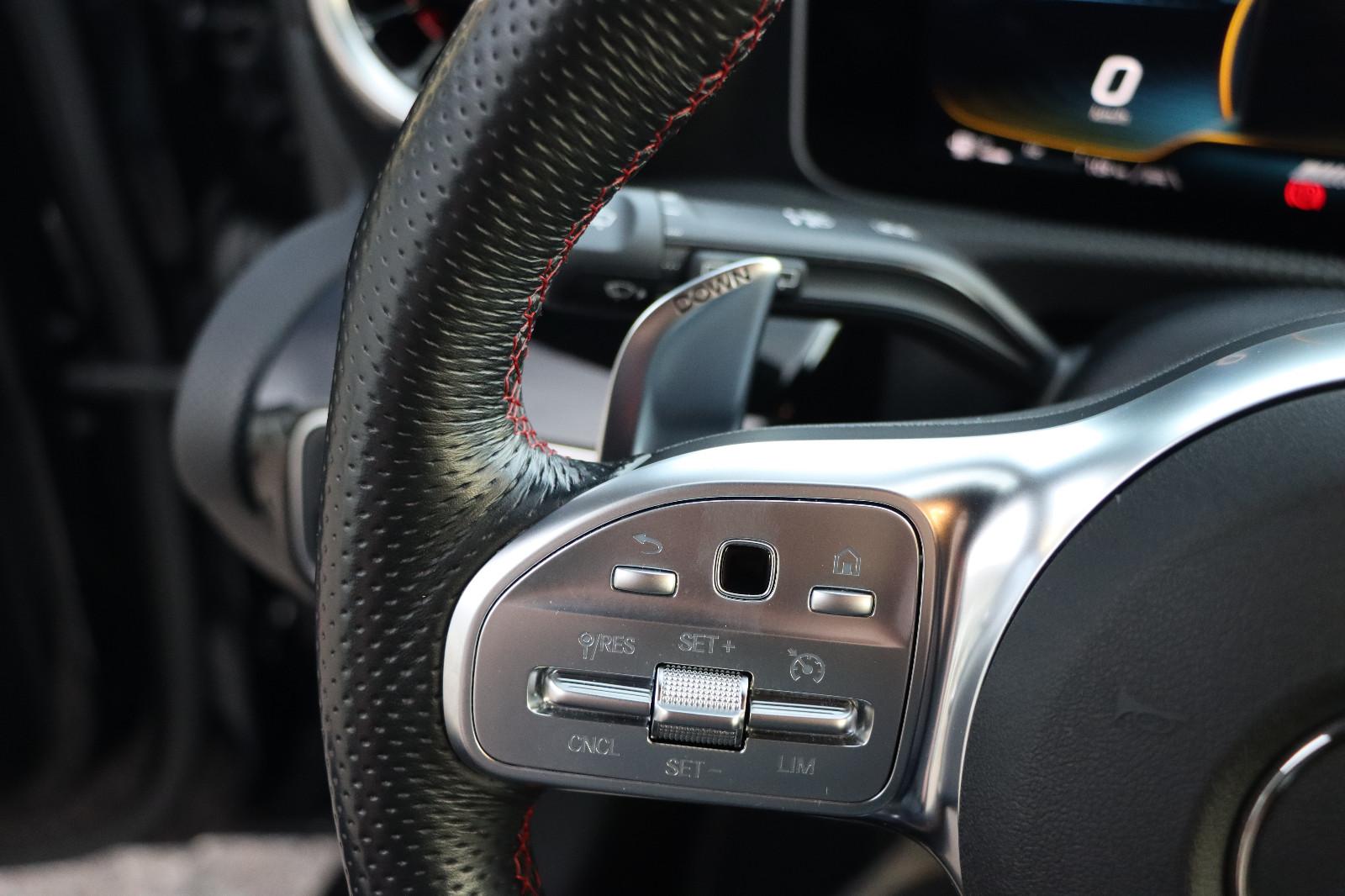 Mercedes-Benz CLA 35 AMG 4Matic l 1.HAND l 360° l