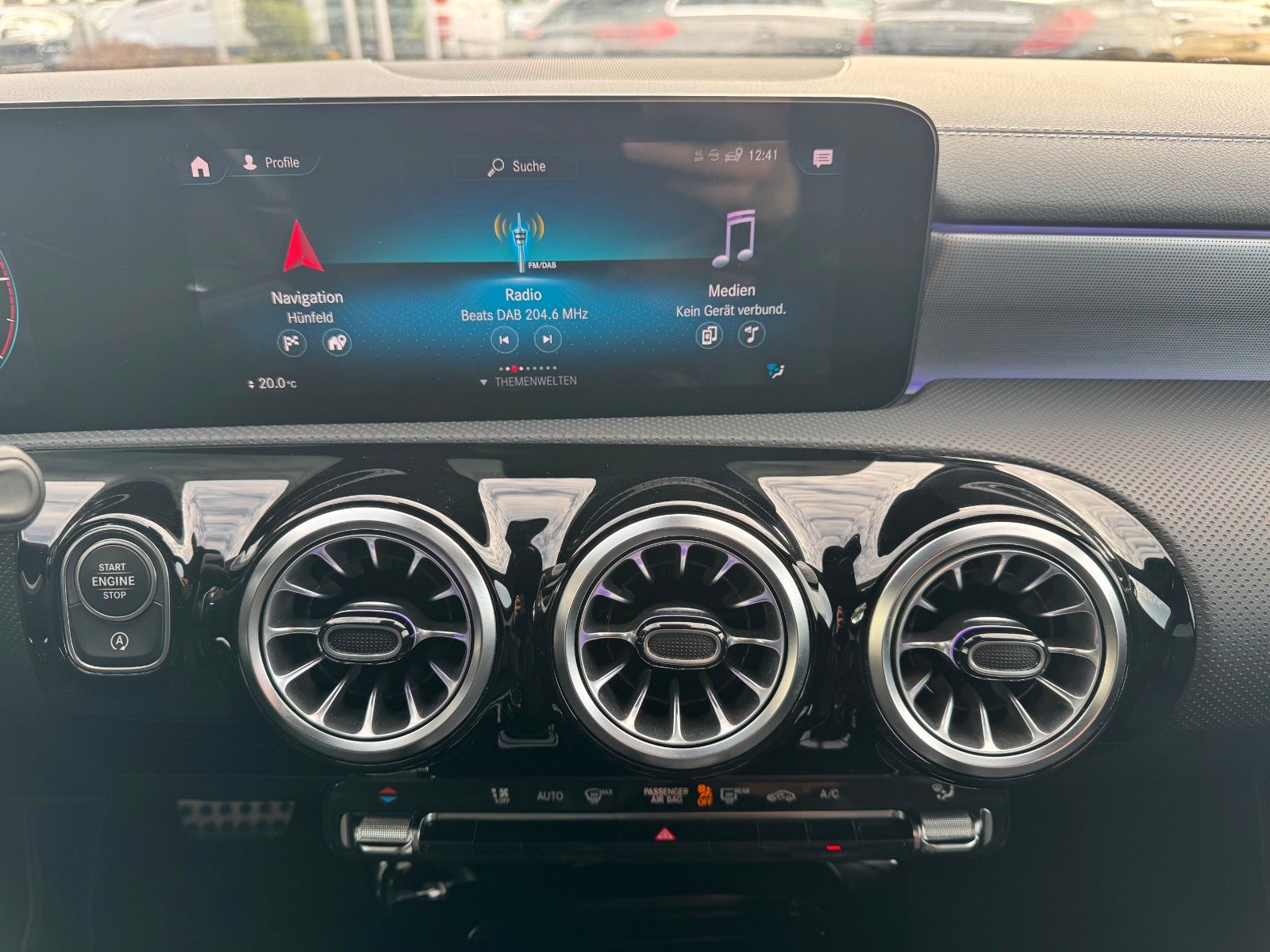 Fahrzeugabbildung Mercedes-Benz CLA 200d SB Edition+AMG+AHK+MultiBeam+Ambiente