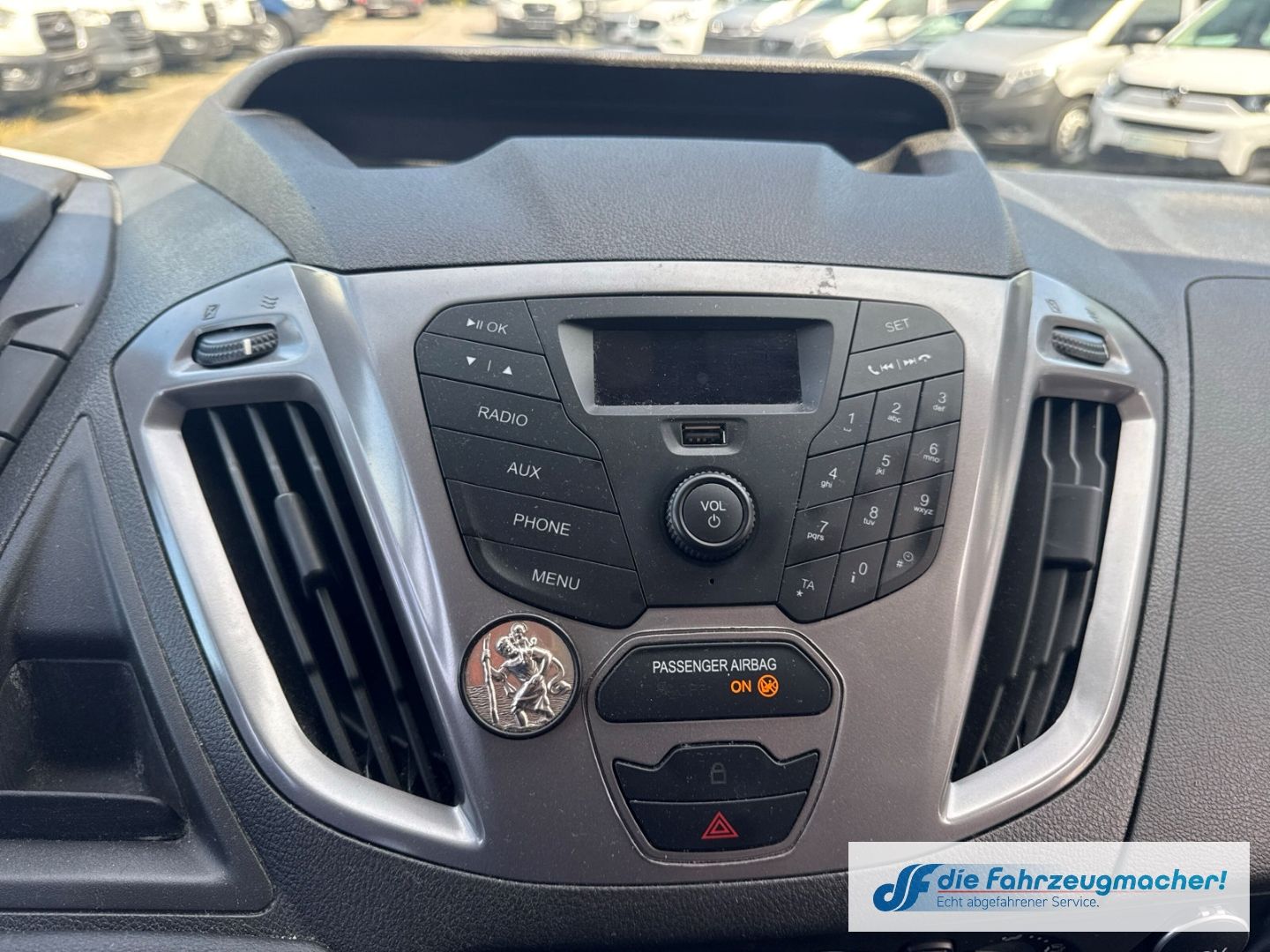 Fahrzeugabbildung Ford Transit Custom Tourneo 310 L1 Trend *EXPORT *274