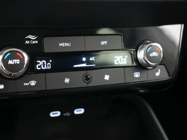 Fabia SELECTION TSI DSG+LED LICHT+NAVI+RÜCKCFAHR