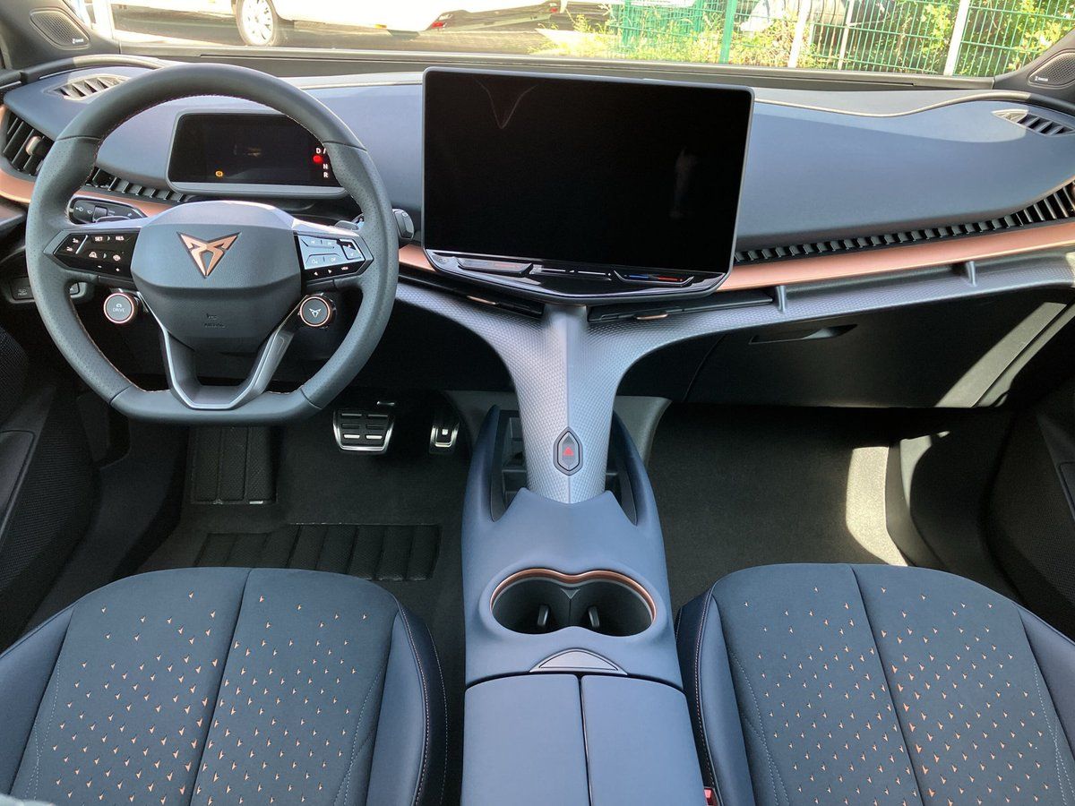 Cupra Tavascan - Bild 14