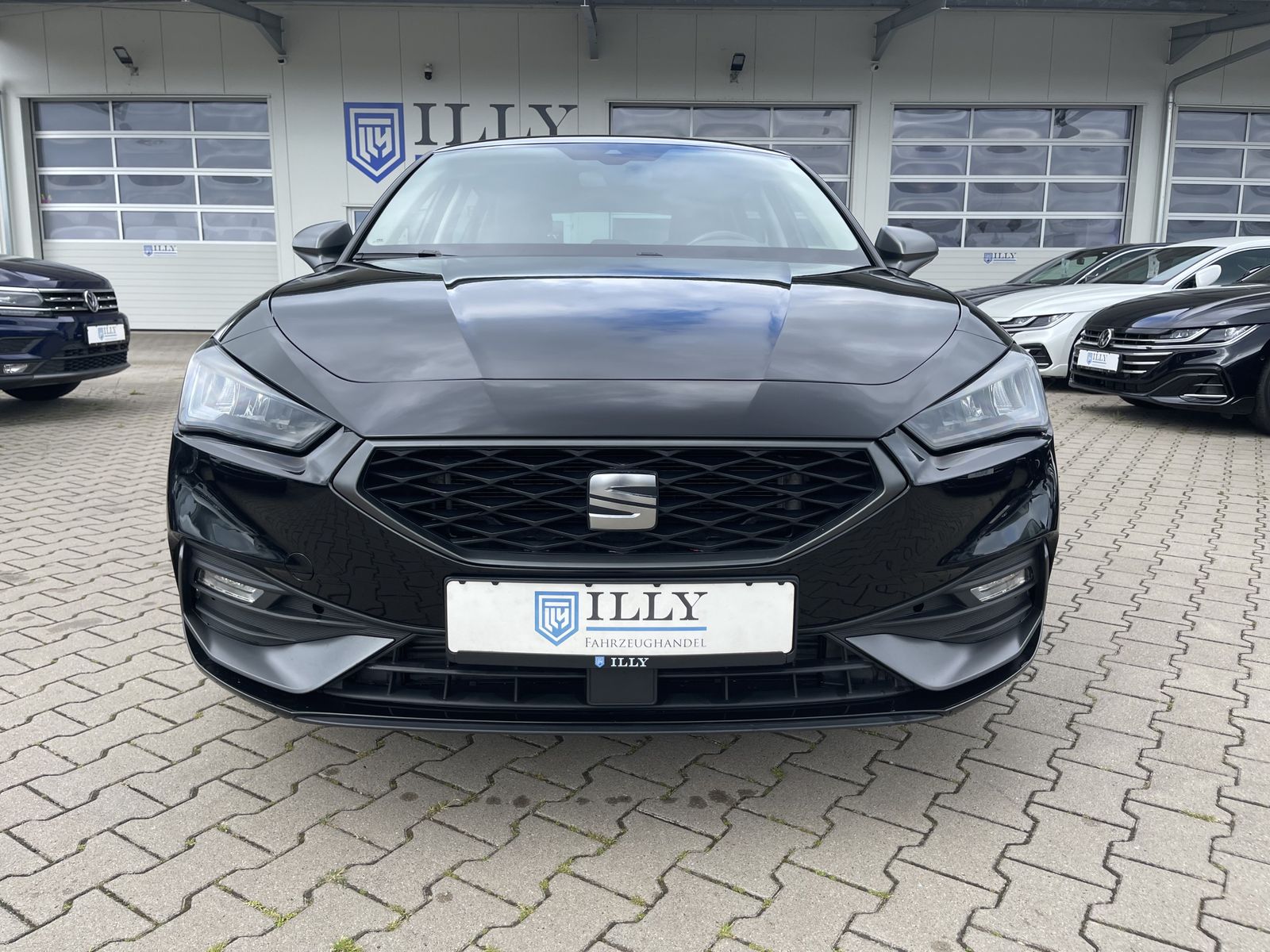 Fahrzeugabbildung SEAT Leon 2.0 TDI*FR-Line*Cam*ACC*LED*