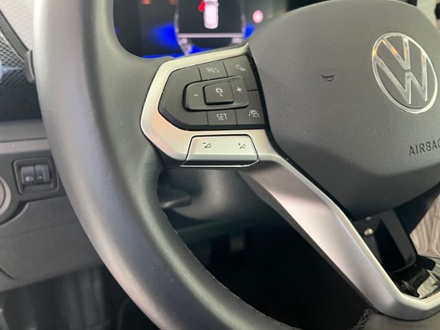 Fahrzeugabbildung Volkswagen T-Cross 1.0 TSI LIFE IQ.DRIVE GJR SHZ ACC