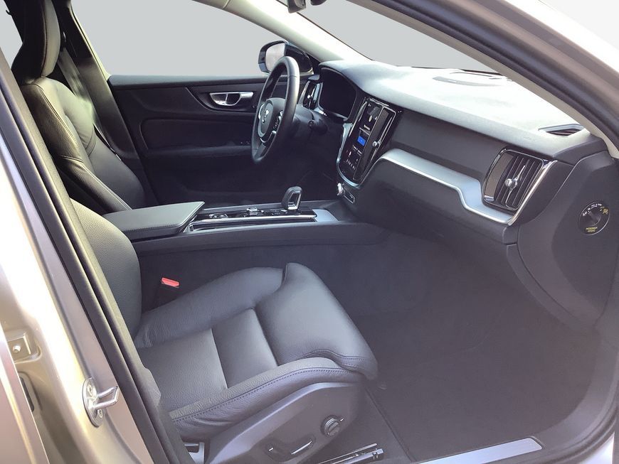 Volvo V60 B4 B DKG Plus Dark Pano*Head-up*360°View foto 12