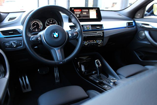 BMW X2 xDrive 18 d M Sport / BUSINESS / H&K / KAMERA