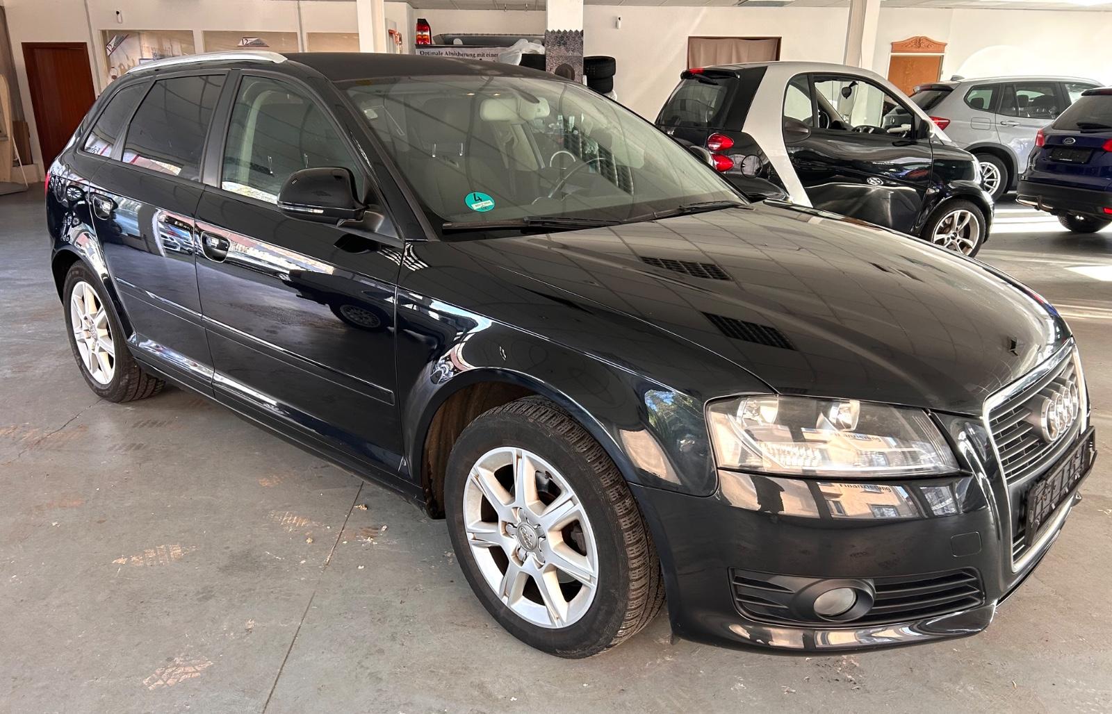 Audi A3 Sportback 1.6 Ambiente-PDC-Klima