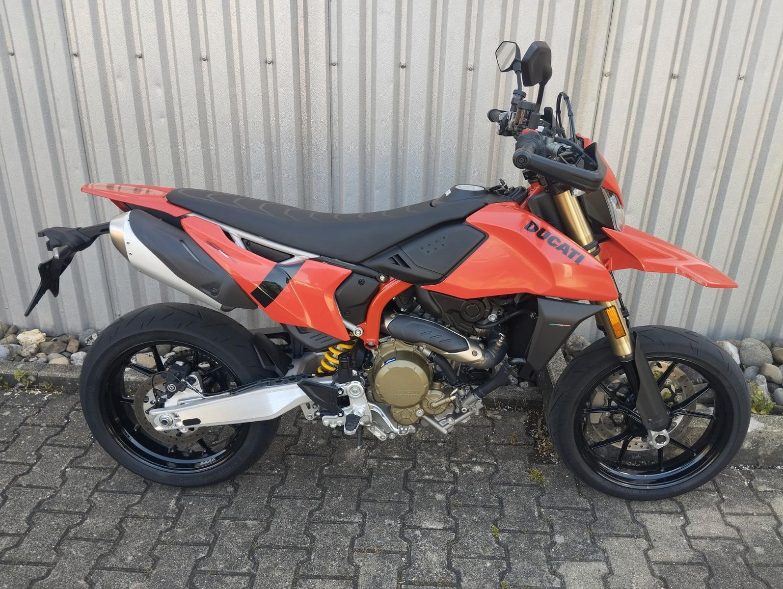 Ducati Hypermotard 698 Mono | DQS