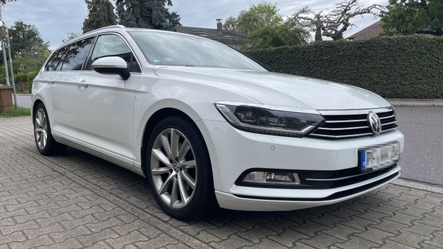 VW Passat Variant 2.0 TDI DSG, AHK, ACC, Panorama