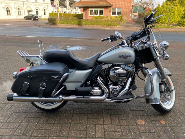 Harley-Davidson FLHRC Road King Classic 103 ABS Tempomat 5HD