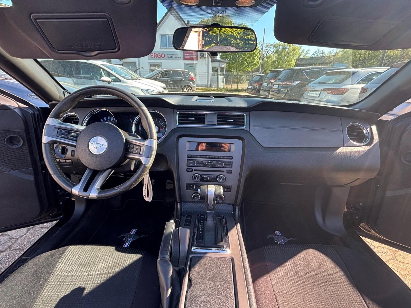 Ford Mustang*Cabrio*Automatik*TÜV NEU!!
