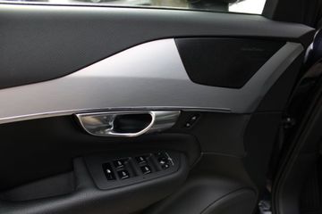 Volvo XC90 - 5