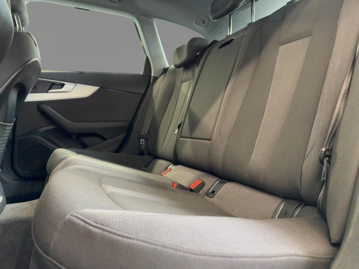 Audi A4 - Bild 9