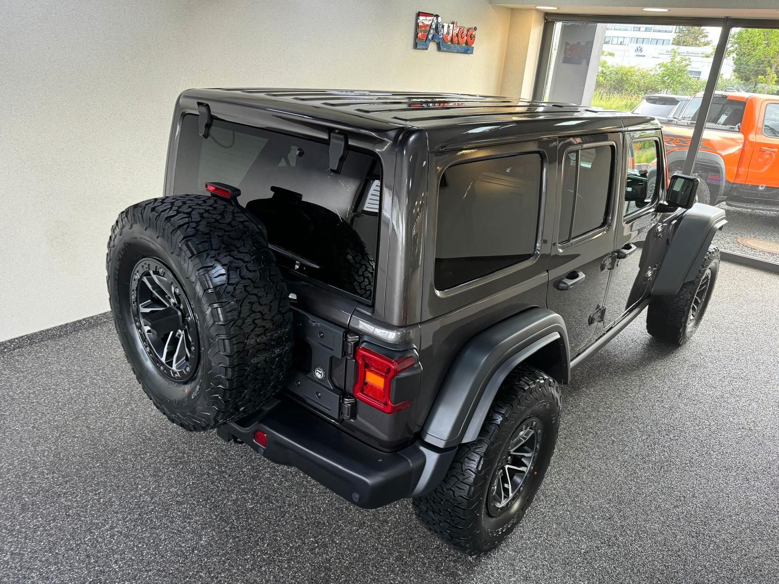 Fahrzeugabbildung Jeep 2026 MOAB 392-6.4L HEMI V8-DUAL TOP