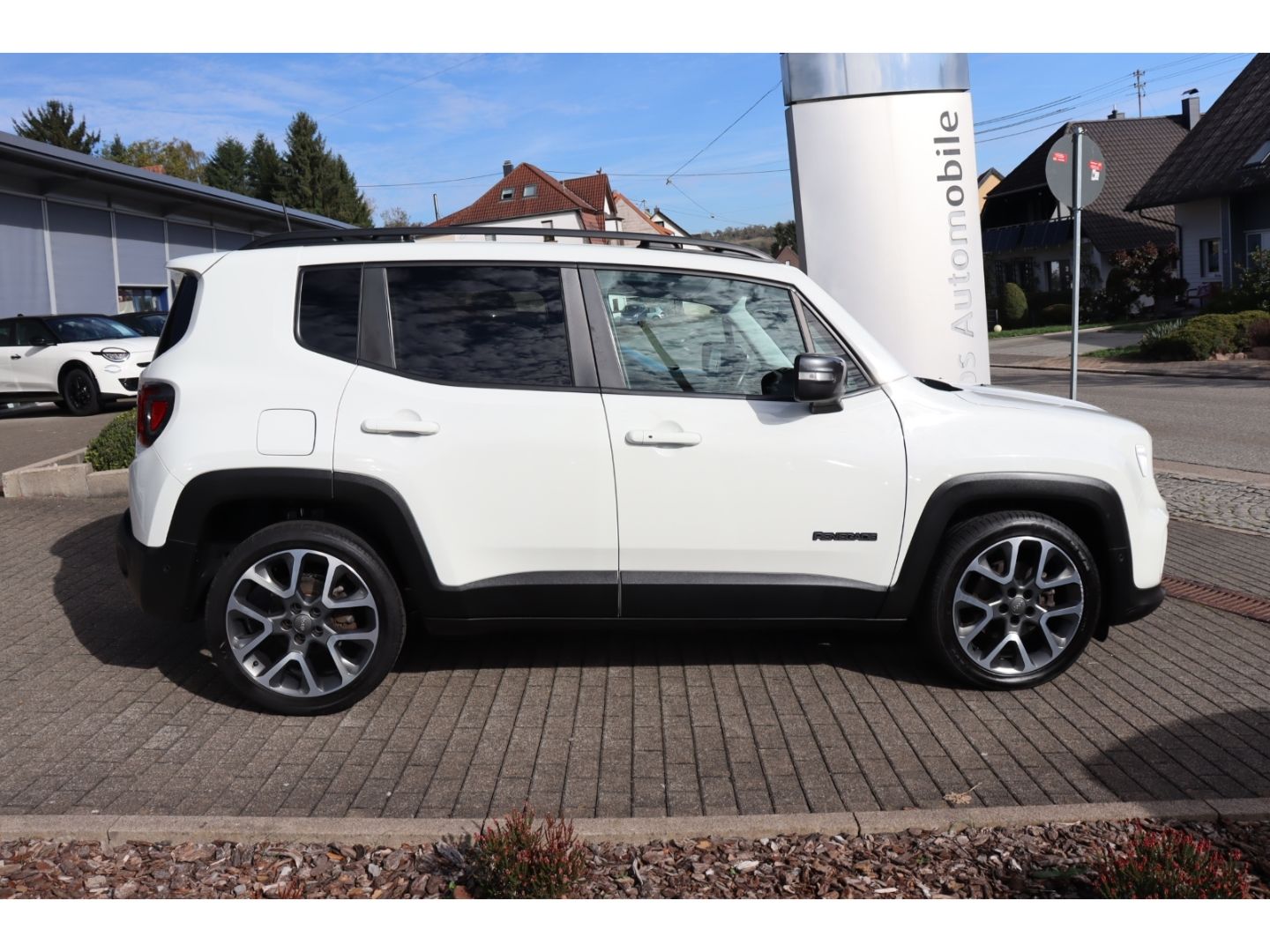 Jeep Renegade S 1.5 e-HYBRID GSE DCT LED NAVI PARK WI imagem 2