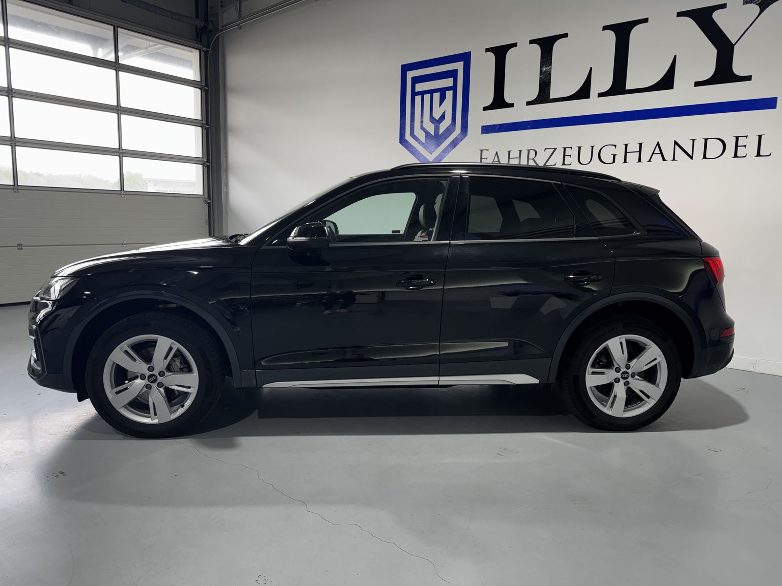 Fahrzeugabbildung Audi Q5 40 TDI*Quattro*LED*Cam*Audi Anschlussgarantie