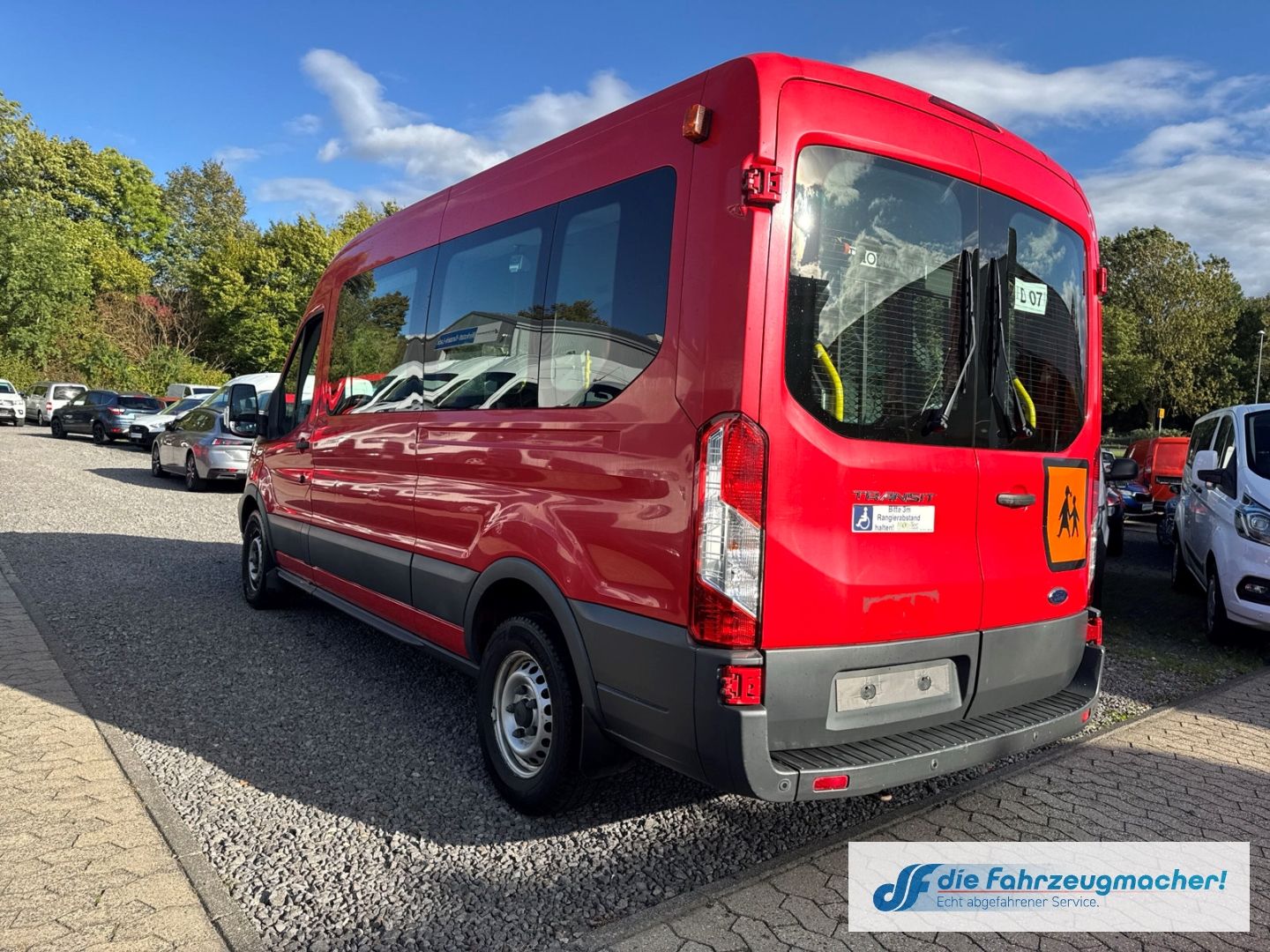Fahrzeugabbildung Ford Transit Kombi 350 L3 2.2 TDCi DPF *2495 *KLIMA *