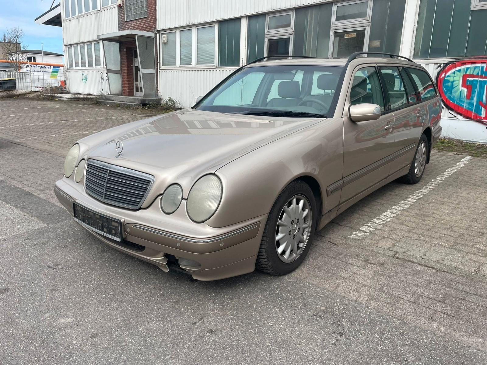 Mercedes-Benz E 320 CDI T ELEGANCE
