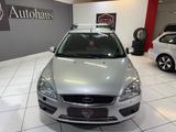 Ford Focus Lim. Ghia - Ford Focus: Ghia