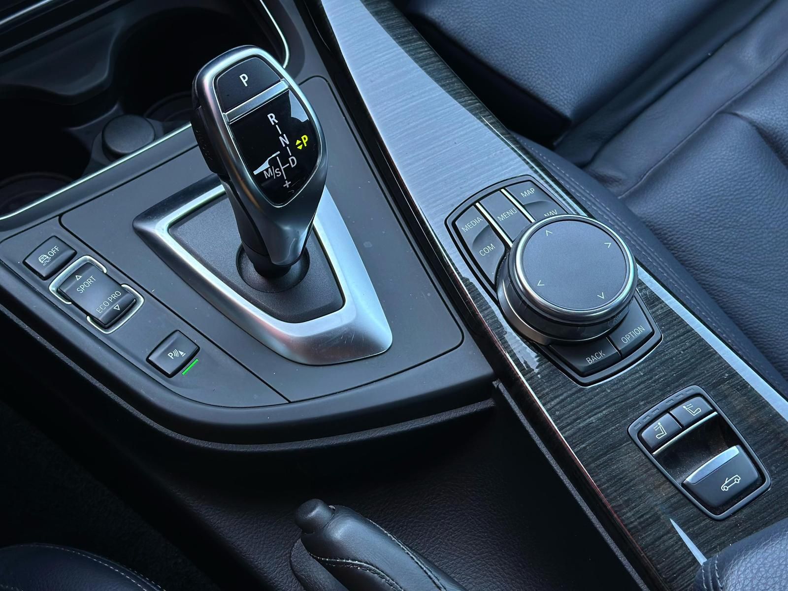 BMW 420i SPORT LINE CABRIO LED#AHK#TEMPO#CAM#SHZ#LH - Image 16