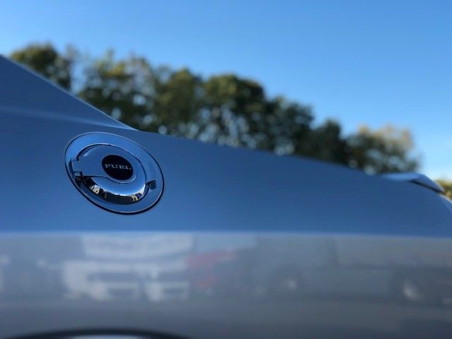 Fahrzeugabbildung Dodge Challenger 12er 5.7 HEMI RT Navi 20 Zoll Tiefer